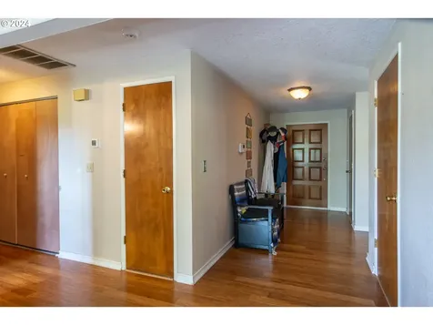 168 Live Oak Court Roseburg OR 97470