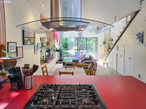 2702 N Winchell Street Portland OR 97217