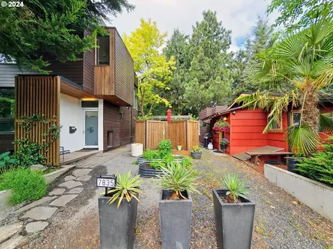 2702 N Winchell Street Portland OR 97217