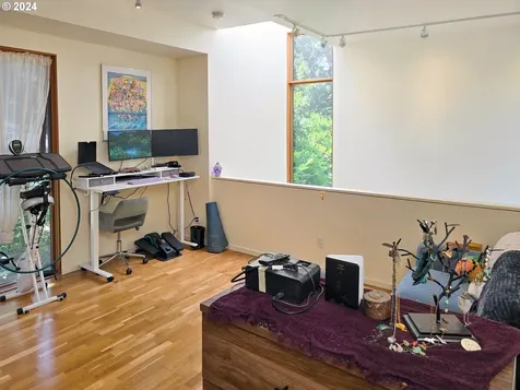 2702 N Winchell Street Portland OR 97217