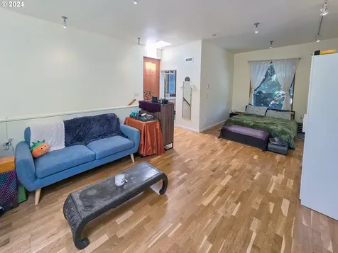 2702 N Winchell Street Portland OR 97217