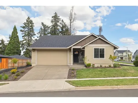 4012 Village Center Drive SE Salem OR 97302