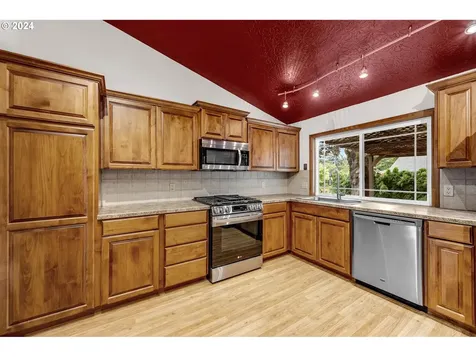 2630 Se 138th Loop Vancouver WA 98683