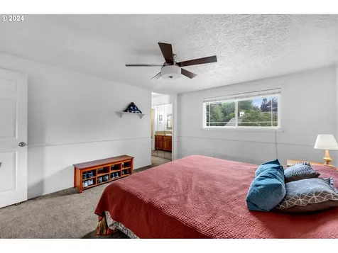 2630 Se 138th Loop Vancouver WA 98683
