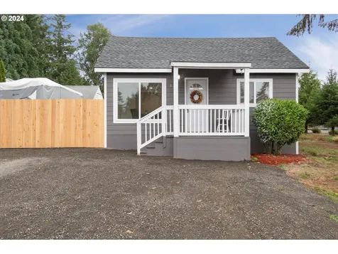 126 S Vista Way Kelso WA 98626
