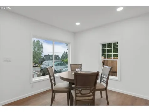 126 S Vista Way Kelso WA 98626