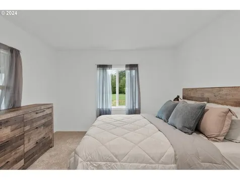 126 S Vista Way Kelso WA 98626