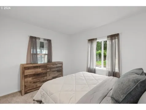126 S Vista Way Kelso WA 98626
