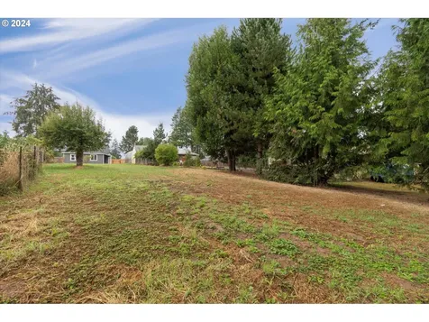 126 S Vista Way Kelso WA 98626