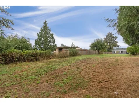 126 S Vista Way Kelso WA 98626