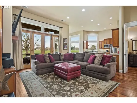 1875 Meridian Drive Woodburn OR 97071