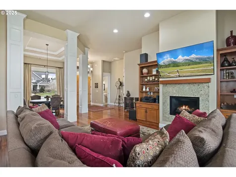 1875 Meridian Drive Woodburn OR 97071