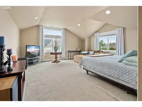 1875 Meridian Drive Woodburn OR 97071