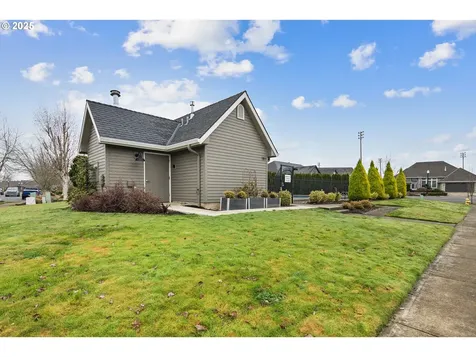 1875 Meridian Drive Woodburn OR 97071
