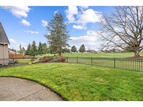 1875 Meridian Drive Woodburn OR 97071