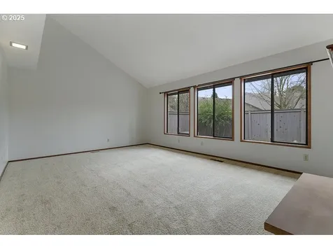 12620 NE Prescott Drive Portland OR 97230