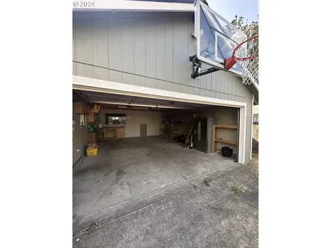 2733 Ne 66th Avenue Portland OR 97213