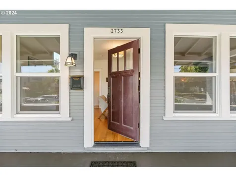 2733 Ne 66th Avenue Portland OR 97213