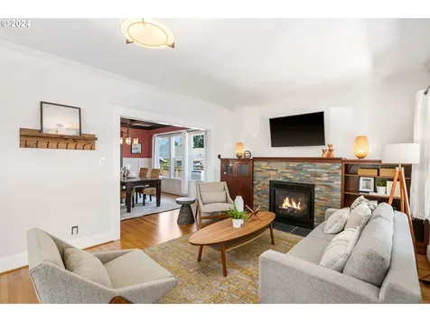 2733 Ne 66th Avenue Portland OR 97213