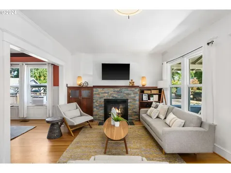 2733 Ne 66th Avenue Portland OR 97213