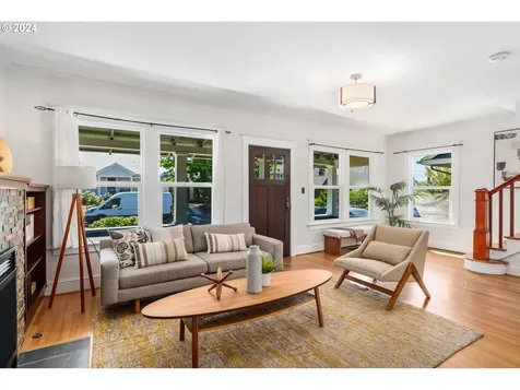 2733 Ne 66th Avenue Portland OR 97213