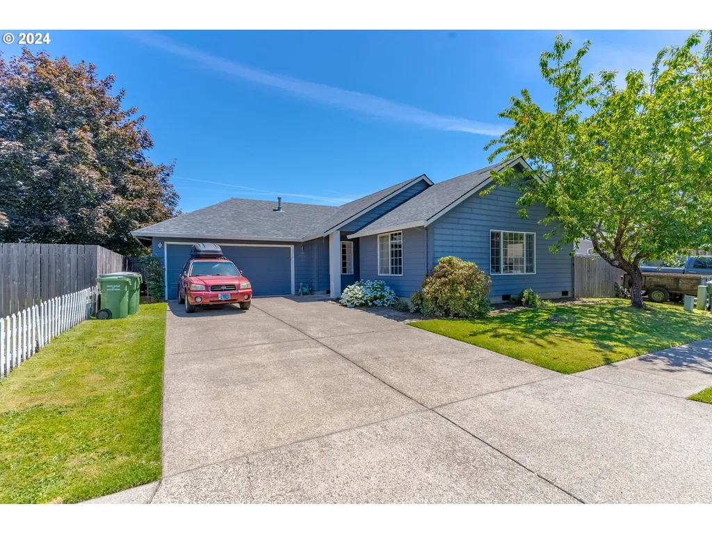 206 S Meredith Drive Newberg OR 97132