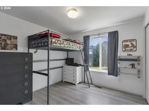 206 S Meredith Drive Newberg OR 97132