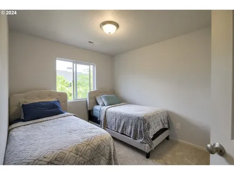 2124 Ne 115th Court Vancouver WA 98684