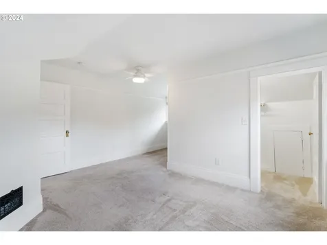 735 SE Malden Street Portland OR 97202