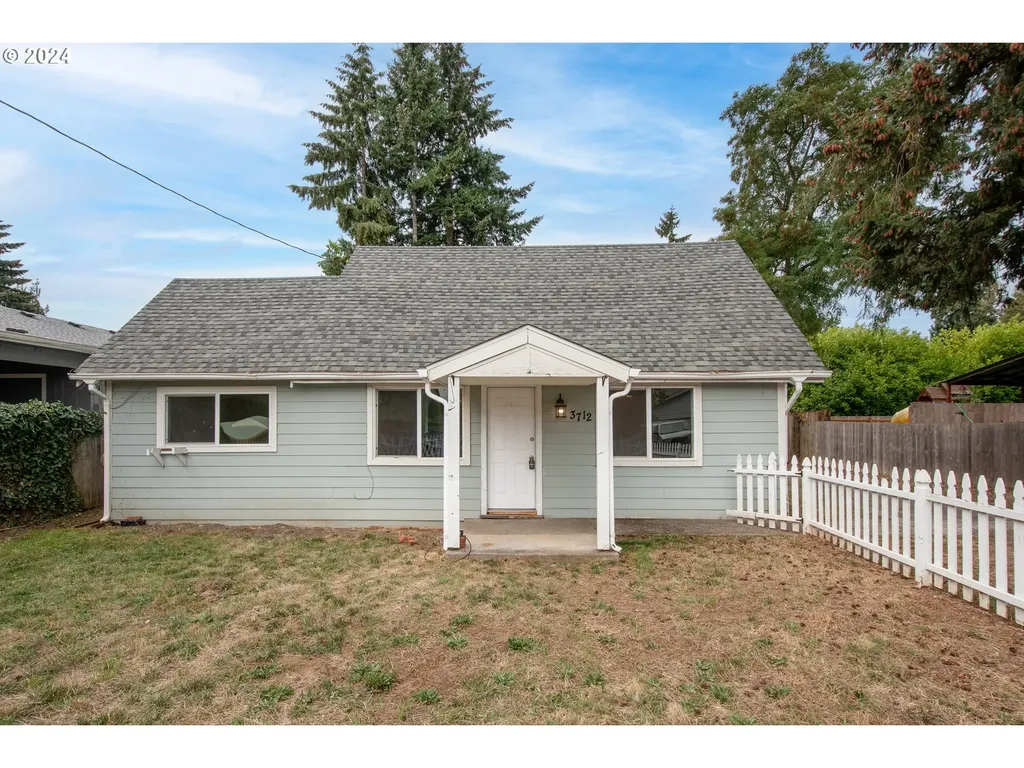 3712 R Street Vancouver WA 98663