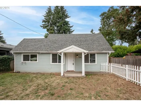 3712 R Street Vancouver WA 98663