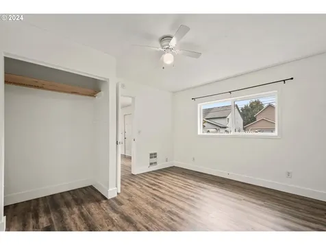 3712 R Street Vancouver WA 98663