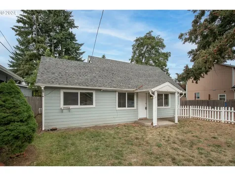 3712 R Street Vancouver WA 98663