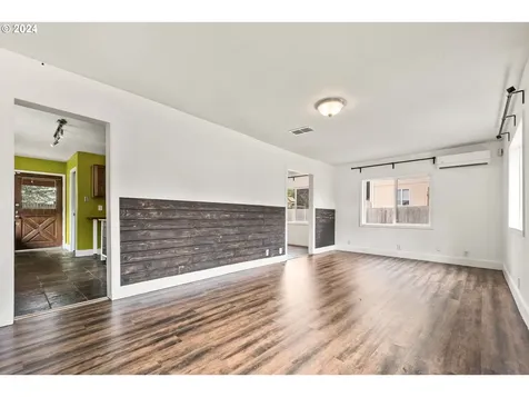 3712 R Street Vancouver WA 98663