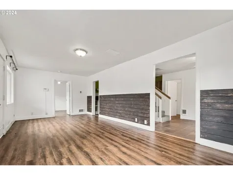 3712 R Street Vancouver WA 98663