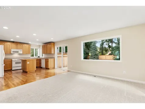 2410 Nw 45th Avenue Camas WA 98607