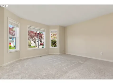 2410 Nw 45th Avenue Camas WA 98607