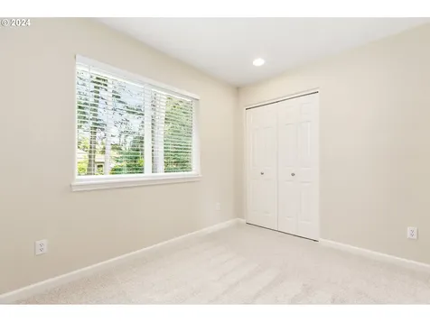 2410 Nw 45th Avenue Camas WA 98607