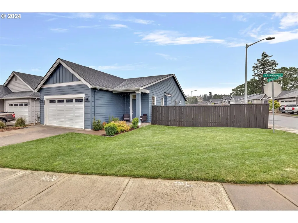 1260 N Broadway Street Estacada OR 97023