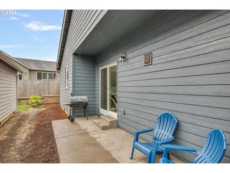 1260 N Broadway Street Estacada OR 97023