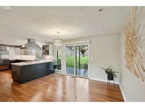 12825 Sw Barberry Drive Beaverton OR 97008