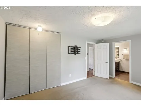 12825 Sw Barberry Drive Beaverton OR 97008