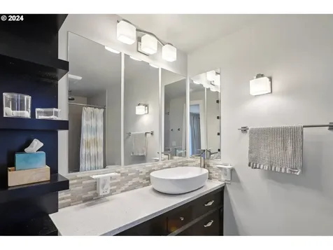 12825 Sw Barberry Drive Beaverton OR 97008