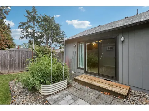 12825 Sw Barberry Drive Beaverton OR 97008
