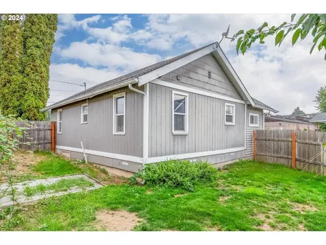 4651 Ohio Street Longview WA 98632