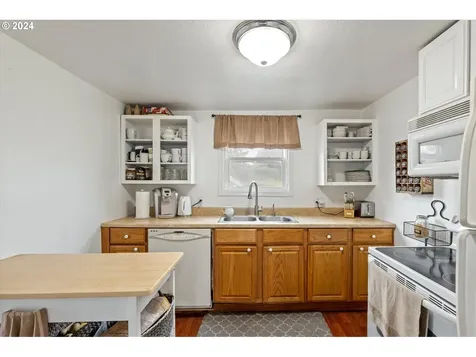 4651 Ohio Street Longview WA 98632