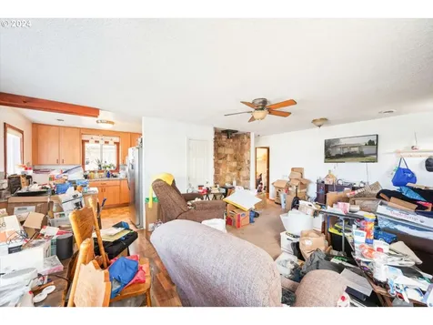 849 S Alpine Street Cornelius OR 97113