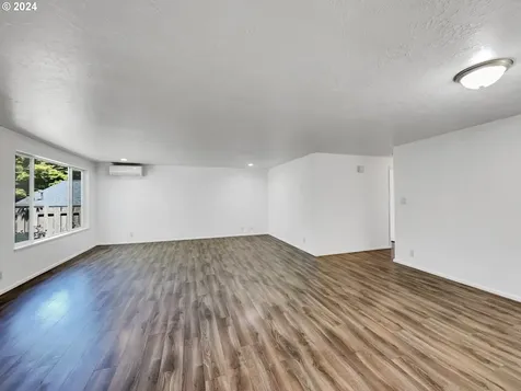 10956 Sw 63rd Avenue Portland OR 97219