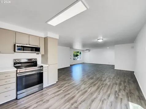 10956 Sw 63rd Avenue Portland OR 97219