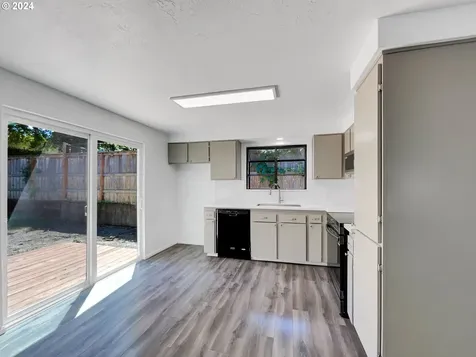 10956 Sw 63rd Avenue Portland OR 97219